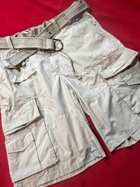 Women’s Cargo Shorts Size 30 (US 12) Beige Multi-Pocket w/ Belt Lightweight